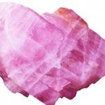 Магические свойства розового опала